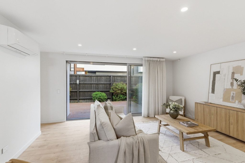 3/43 Maxwell Street, Riccarton, Christchurch - Carousel 2