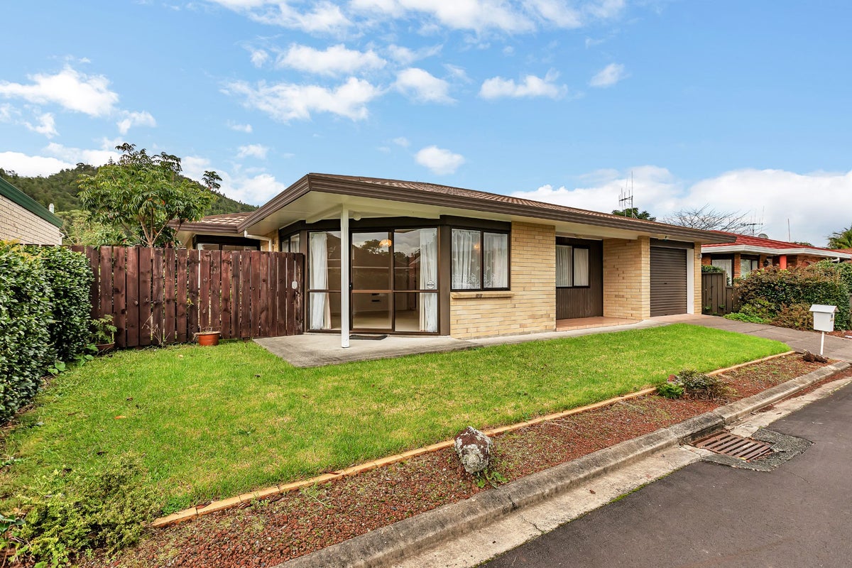 1/11 Wooding Lane, Kensington, Whangarei - Carousel 1