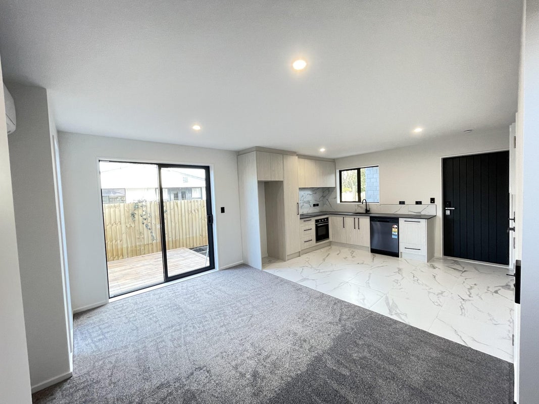 7/488 Gloucester Street, Linwood, Christchurch - Carousel 2