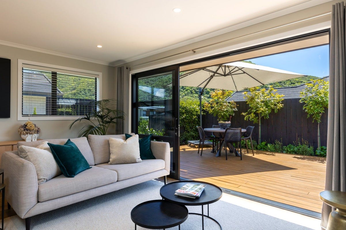 14 Discovery Way, Waikawa, Picton - Carousel 1