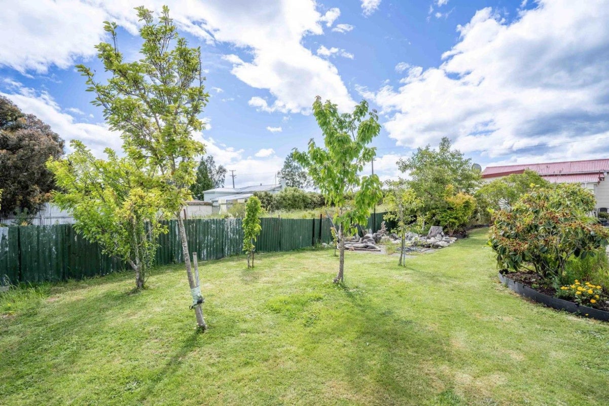 31 Birchwood Road, Ohai, Ohai - Carousel 13