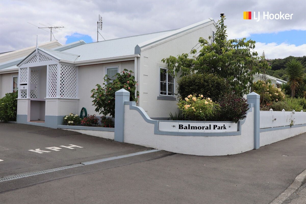 4/31 Eastbourne Street, Caversham, Dunedin - Carousel 1