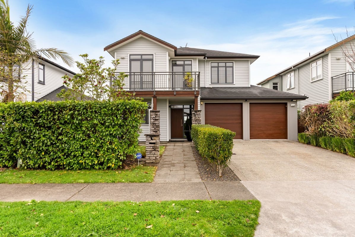 14 Trecarne Street, Karaka, Papakura - Carousel 1