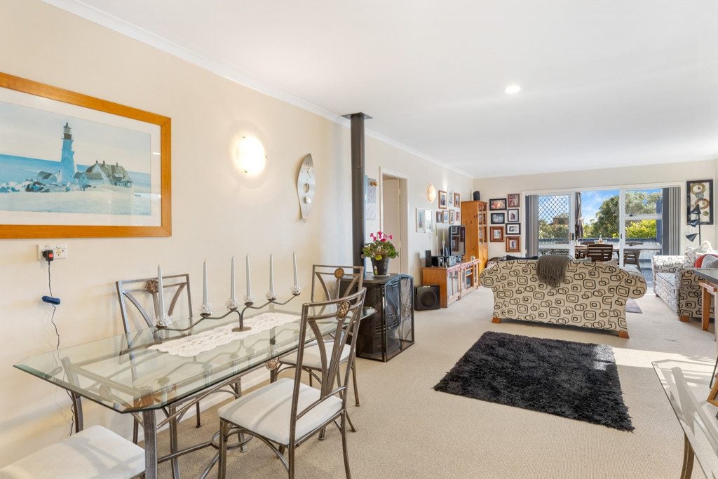 33 Wharemauku Road, Raumati Beach, Paraparaumu - Carousel 2