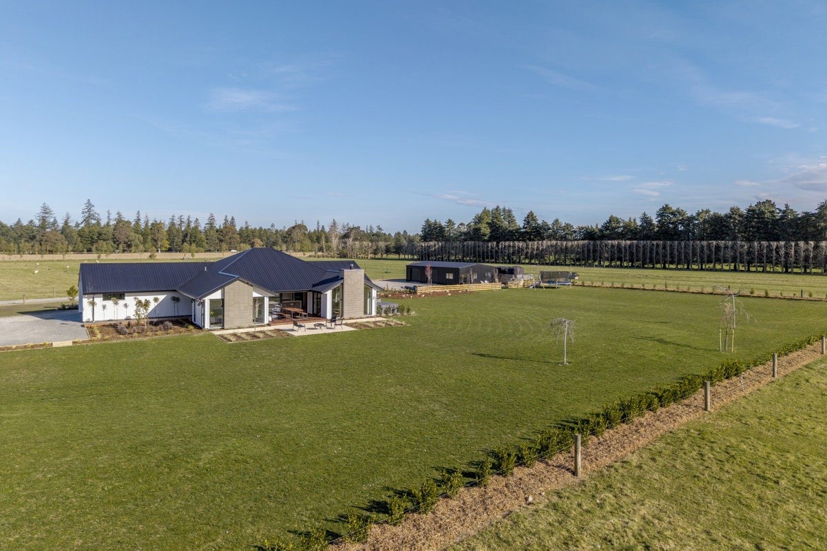 35 Mitcham Road, Allenton, Ashburton - Carousel 35