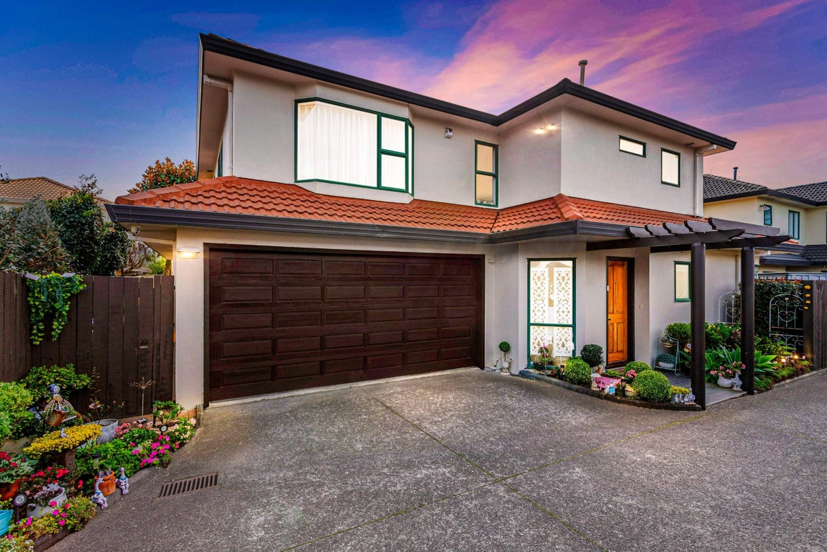 2/15 King Edward Avenue, Epsom, Auckland - Carousel 1