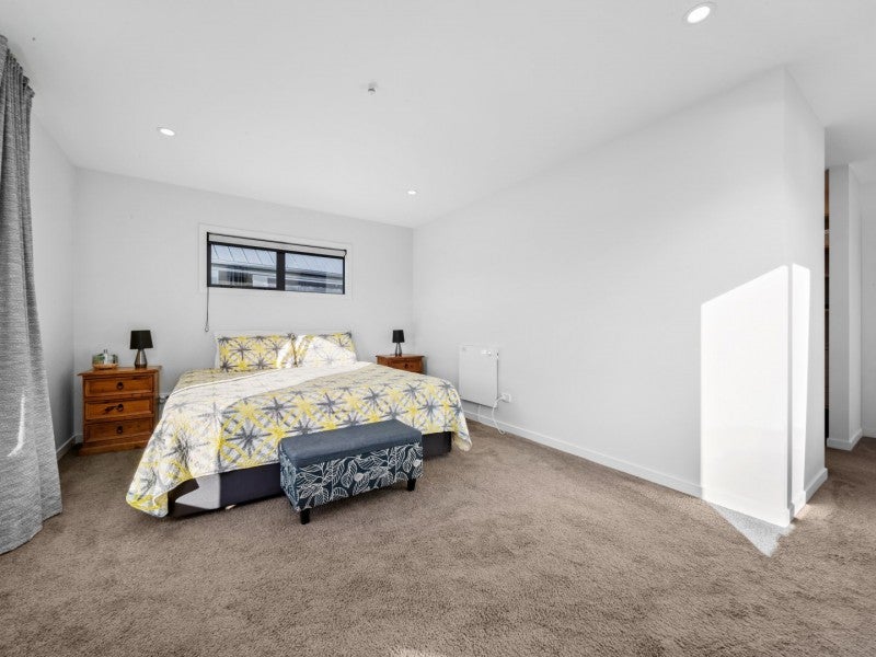 10 Falconer Rise, Jacks Point, Queenstown - Carousel 26