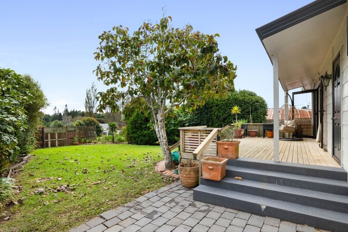 27 Salcombe Terrace, Welbourn, New Plymouth - Carousel 2