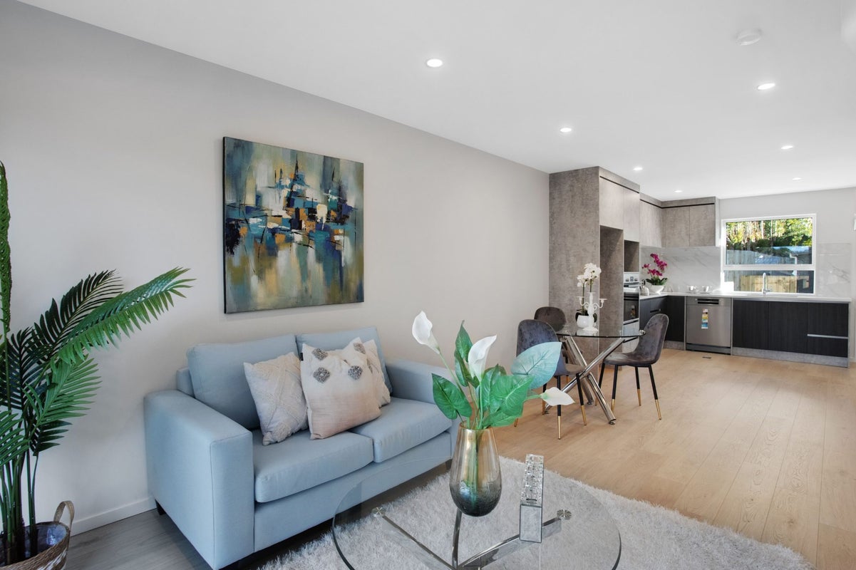 6/129 Lancaster Road, Beach Haven, Auckland - Carousel 1