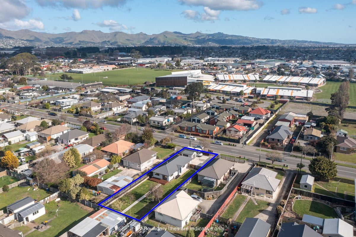 207 Breezes Road, Aranui, Christchurch - Carousel 26