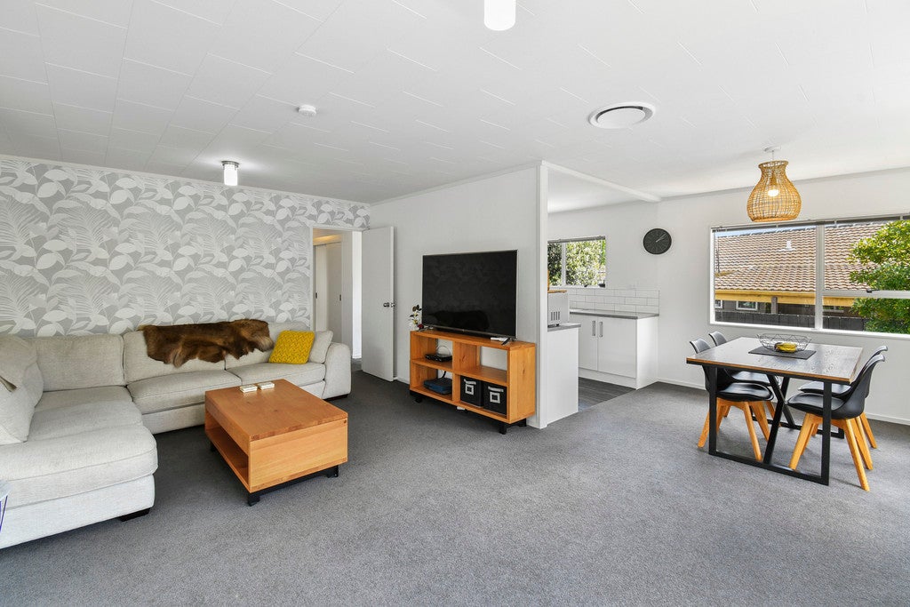 94 King Street, Waiuku, Waiuku - Carousel 1