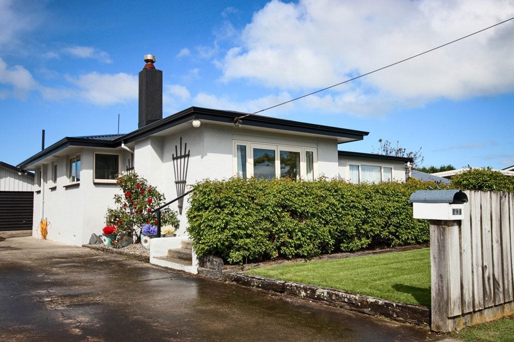 191 Bay Road, Grasmere, Invercargill - Carousel 1