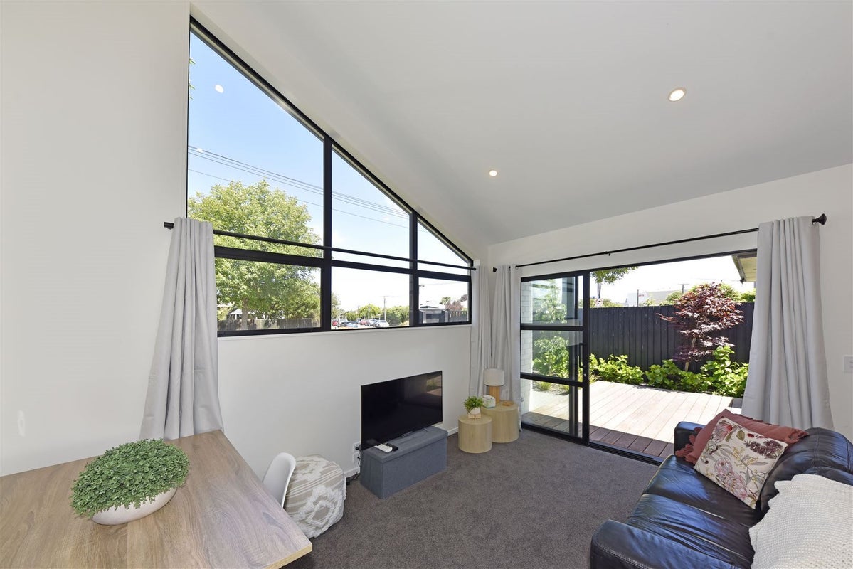 68A Proctor Street, Papanui, Christchurch - Carousel 1
