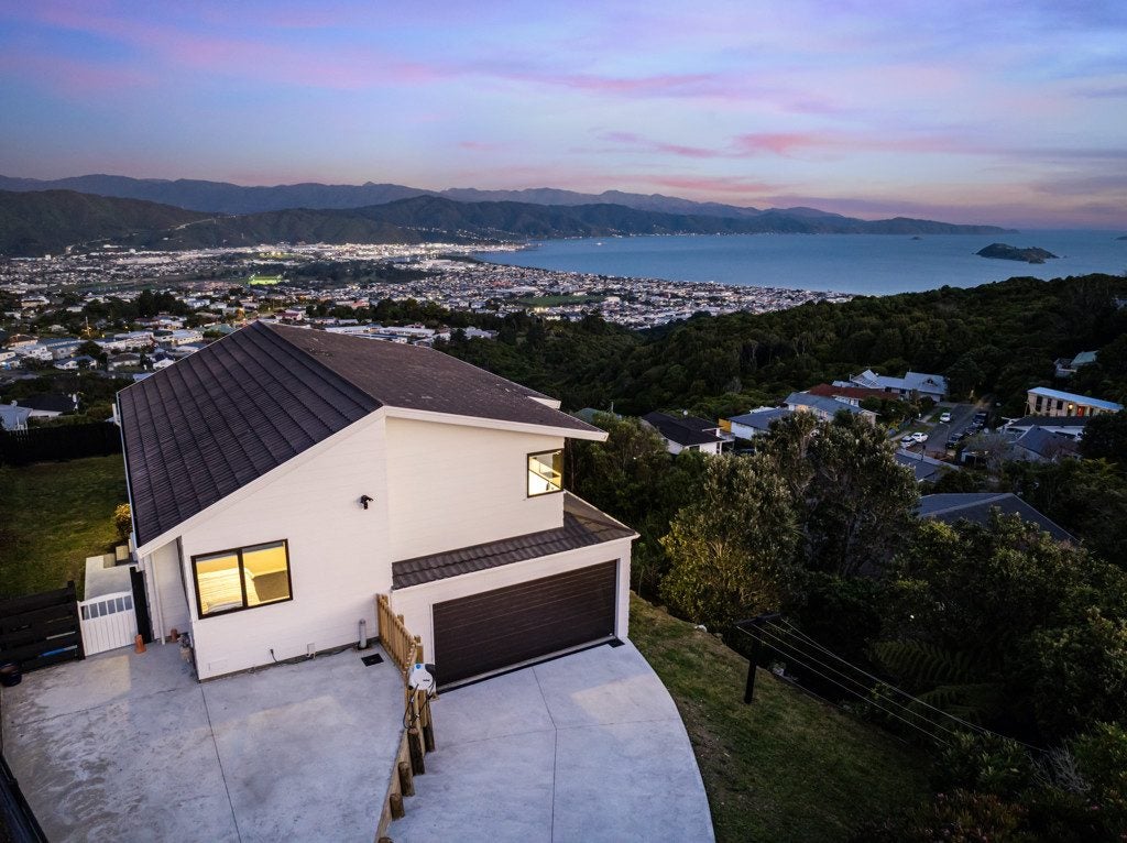 280 Maungaraki Road, Maungaraki, Lower Hutt - Carousel 1
