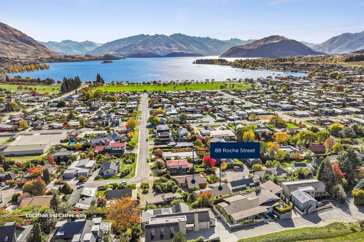 88 Roche Street, Wanaka - Carousel 1