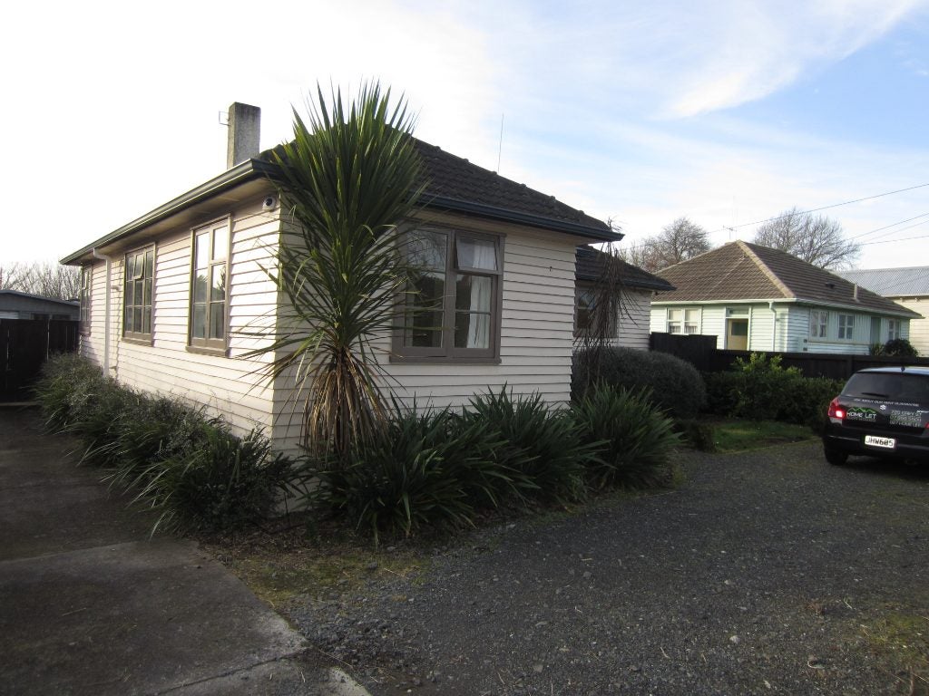 85 Alfred Street, Fairfield, Hamilton - Carousel 1