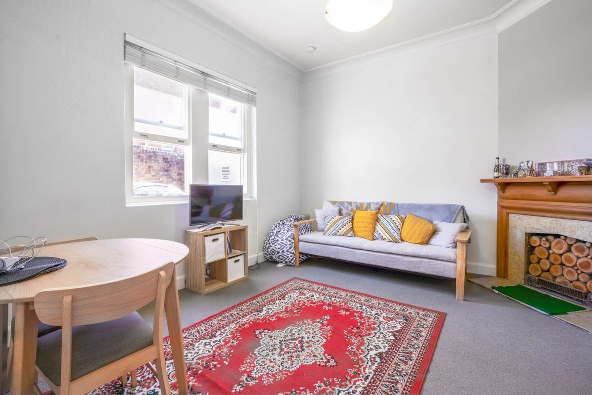 2C Cracroft Street, Parnell, Auckland - Carousel 2