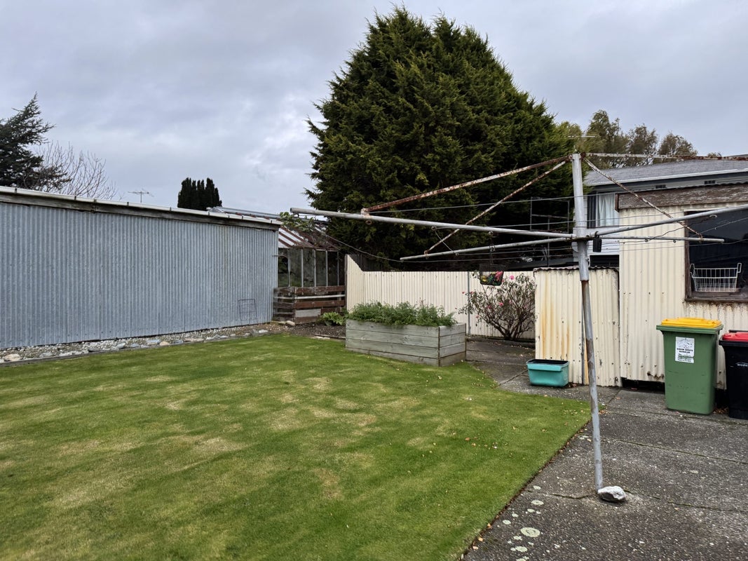 37 Stobo Street, Grasmere, Invercargill - Carousel 9