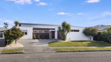 67 Eastwood Rise, Waimairi Beach, Christchurch - Carousel 1