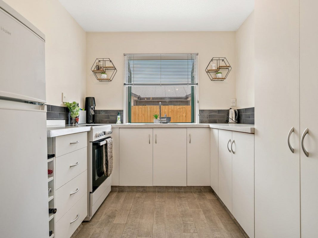 6/30 Kipling Street, Addington, Christchurch - Carousel 2