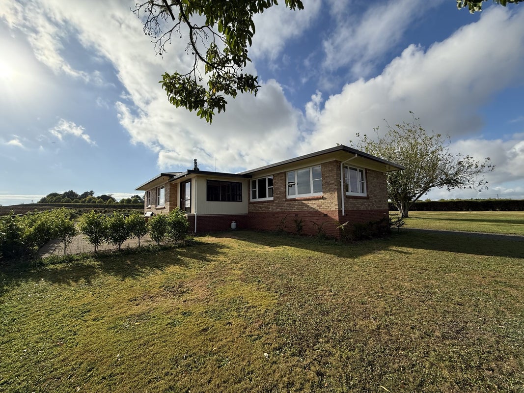 612 Harrisville Road, Pukekohe East - Carousel 1