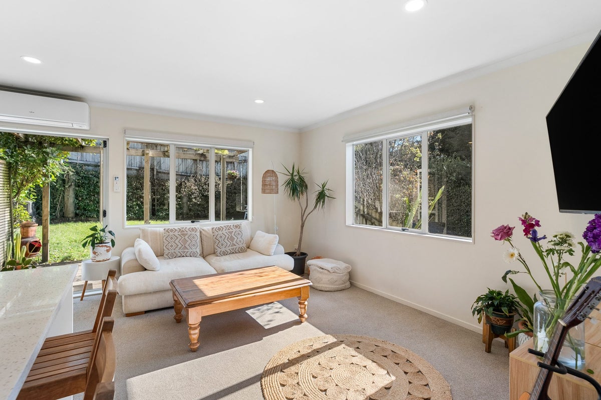 5/61 The Avenue, Albany, Auckland - Carousel 2