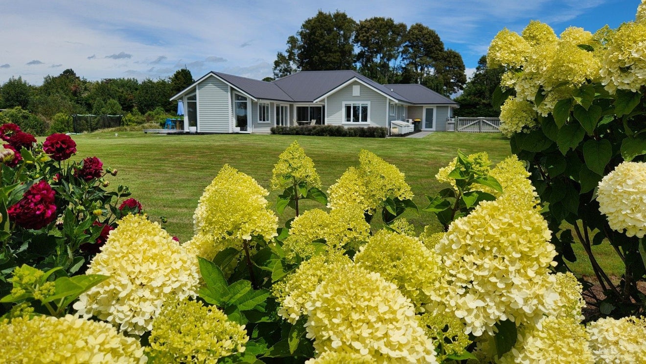 1199 Egmont Road, Egmont Village, New Plymouth - Carousel 1