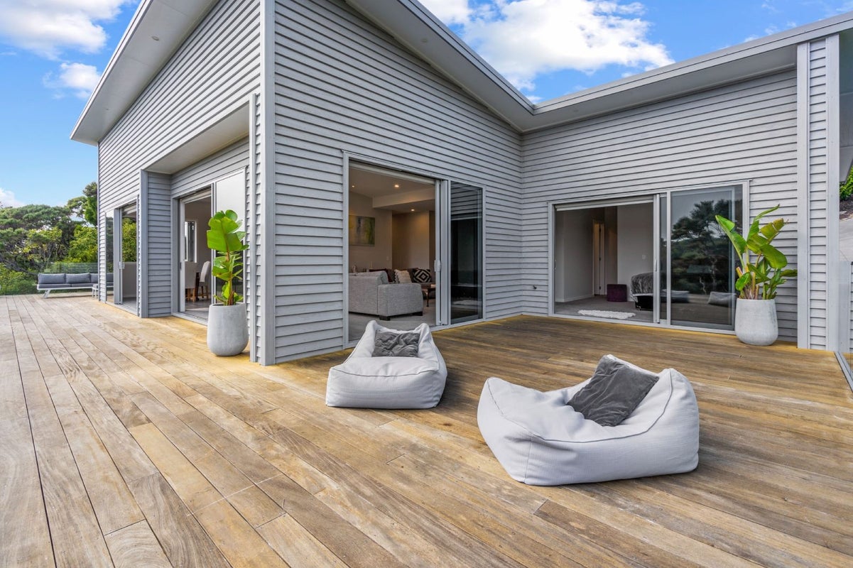 9 Dolphin Place, Whangarei - Carousel 2