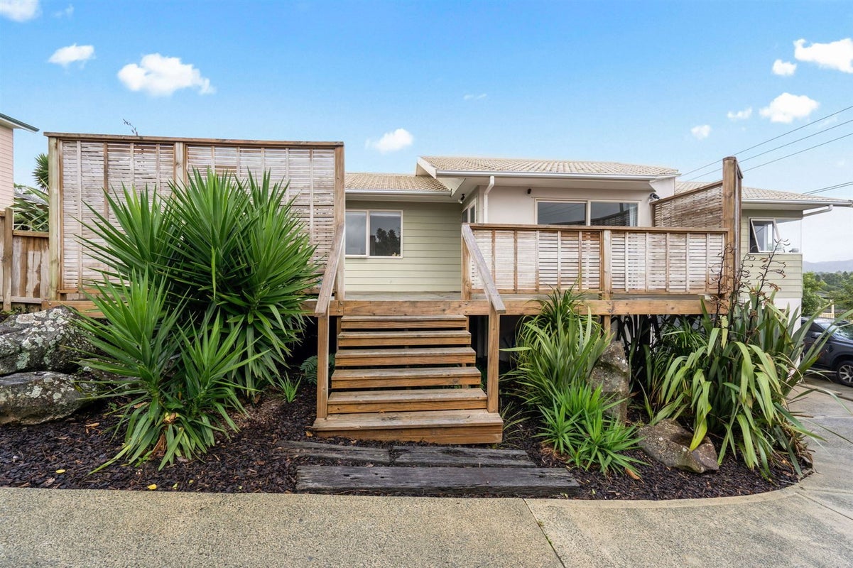 24 Ridgeway Drive, Kamo, Whangarei - Carousel 2