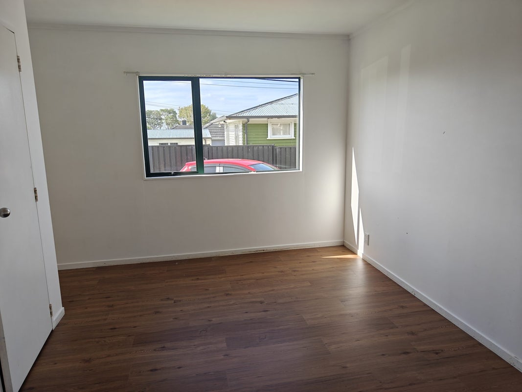 25 Gilliam Street, New Lynn, Auckland - Carousel 2