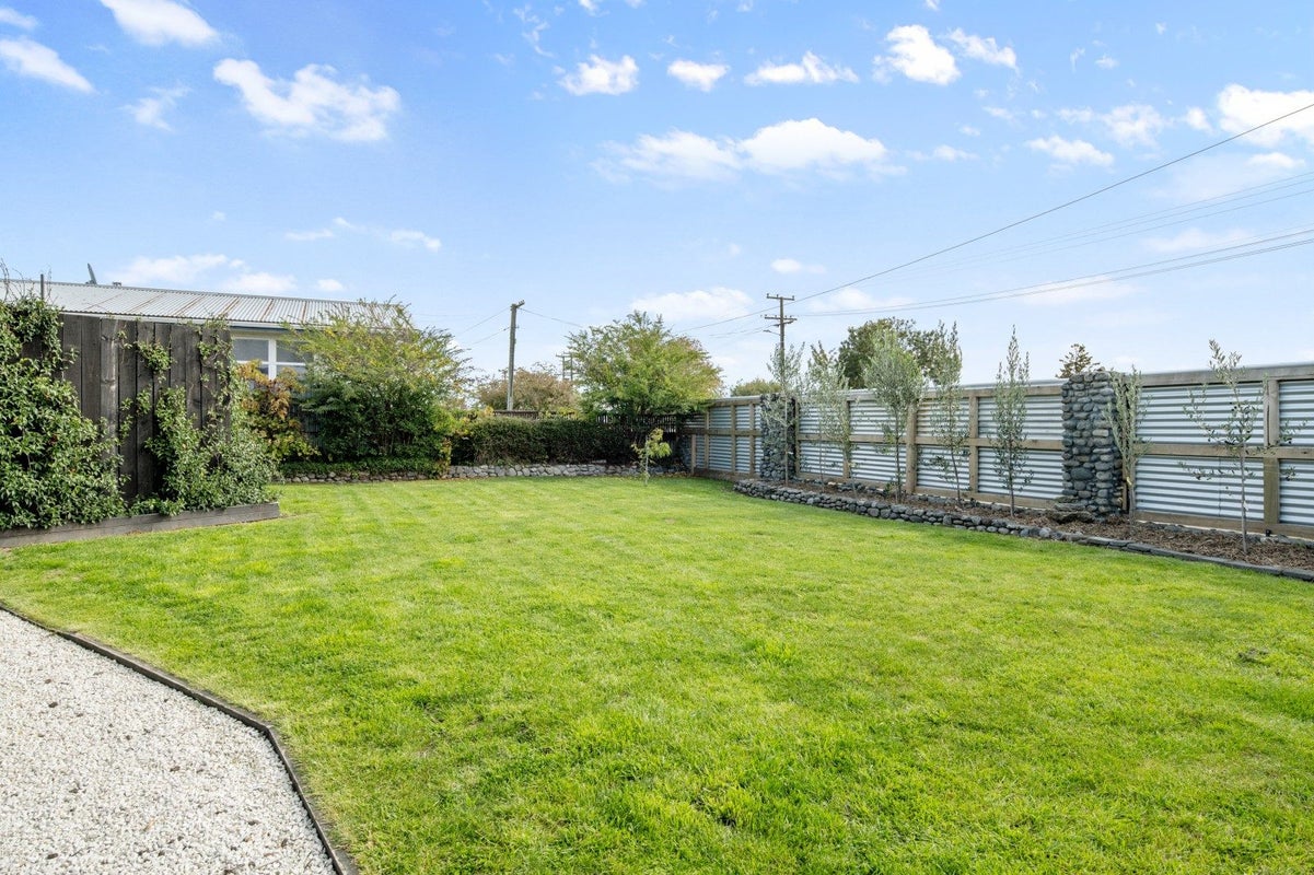 15 Cleghorn Street, Redwoodtown, Blenheim - Carousel 22