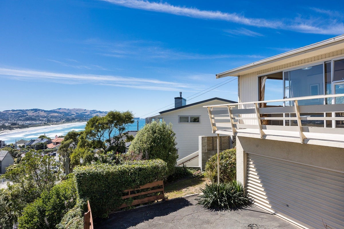 65 Cliffs Road, Saint Clair, Dunedin - Carousel 2