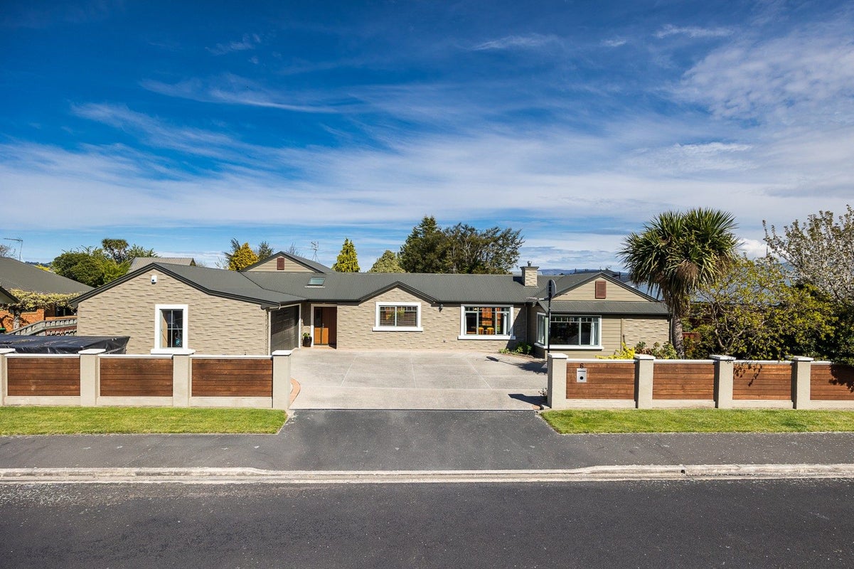 6 Fenty Place, Mosgiel, Mosgiel - Carousel 1