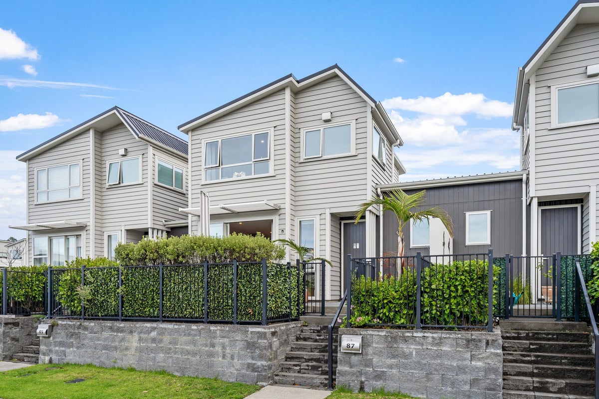 87 Karepiro Drive, Stanmore Bay, Whangaparaoa - Carousel 1