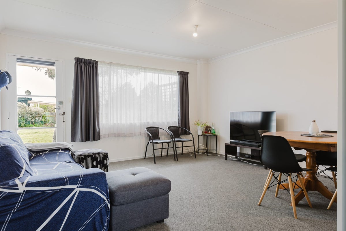 6C Seaforth Avenue, Milson, Palmerston North - Carousel 2