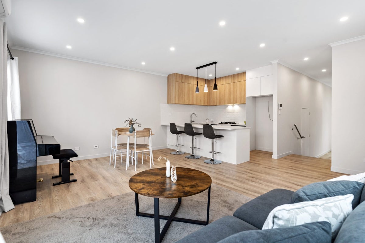 60D Pupuke Road, Hillcrest, Auckland - Carousel 2