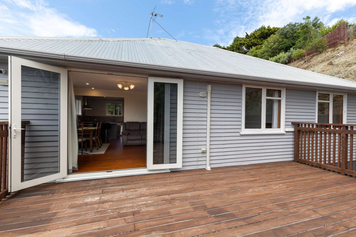 137 Ironside Road, Johnsonville, Wellington - Carousel 1