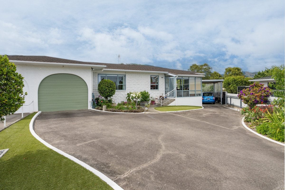 2/3 Alyson Place, Stoke, Nelson - Carousel 1