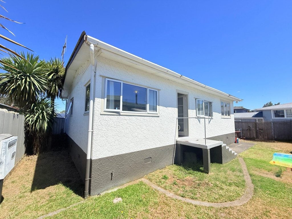 40 Pihanga Street, Taupo, Taupo - Carousel 1