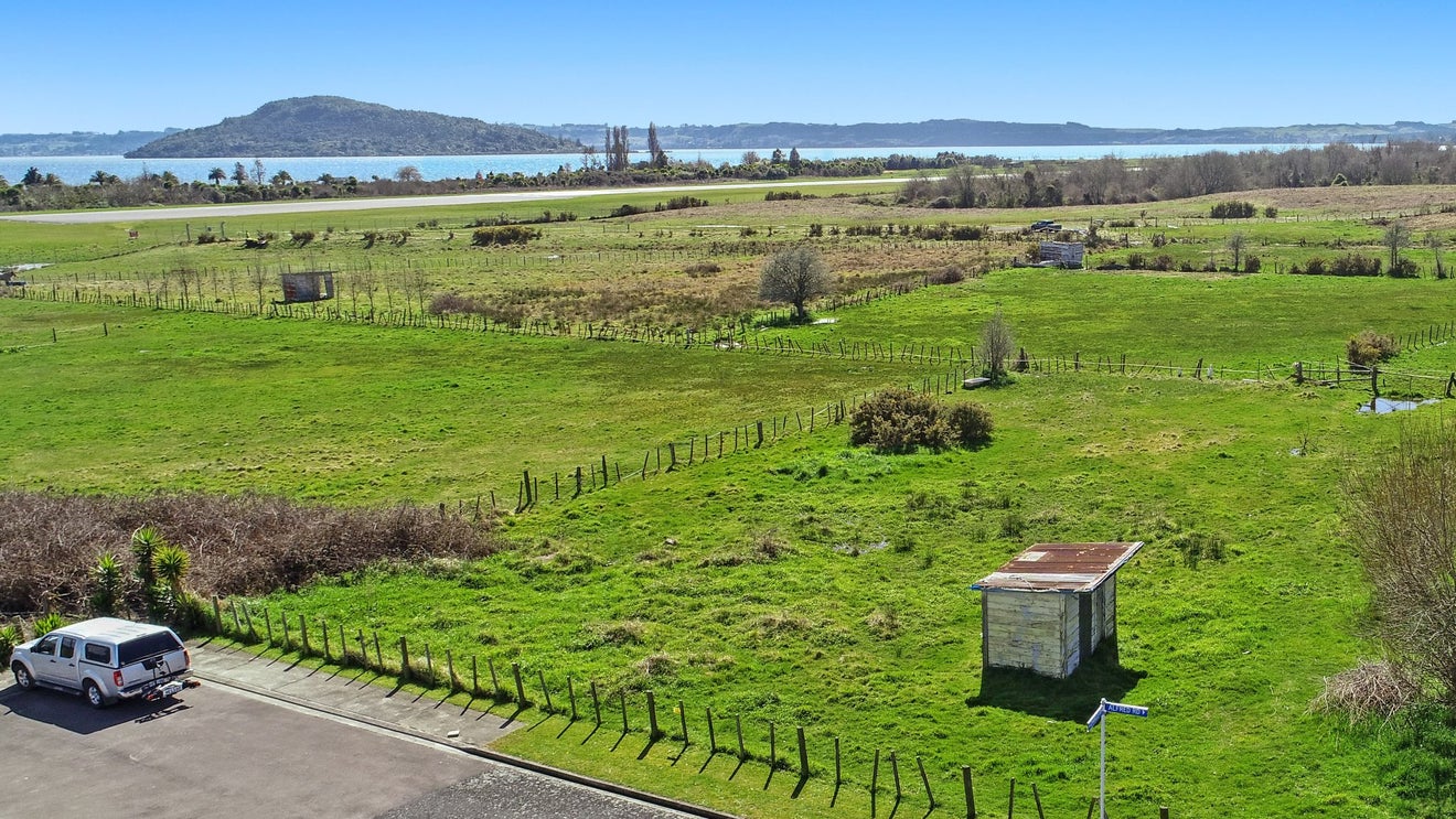 7 Alfred Road, Hannahs Bay, Rotorua - Carousel 2