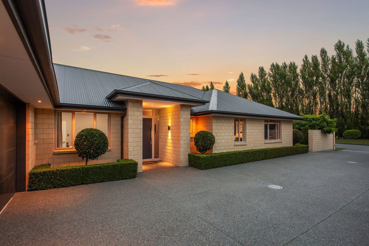 144 Hussey Road, Northwood, Christchurch - Carousel 1