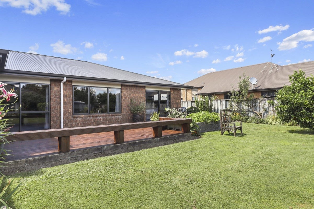 17 McKenzie Place, Matamata, Matamata - Carousel 1