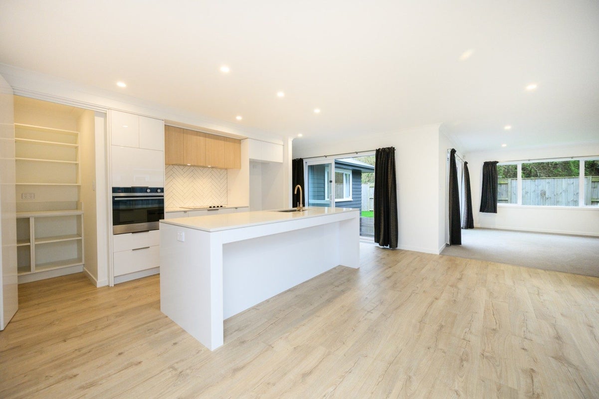 29 Freedom Drive, Kelvin Grove, Palmerston North - Carousel 2