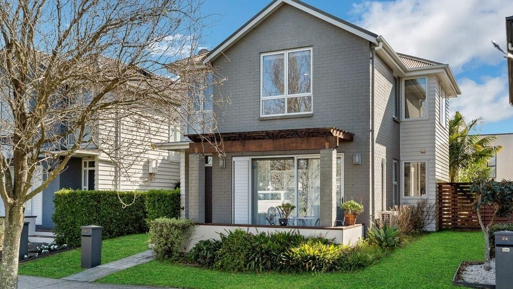 24 Kuaka Drive, Takanini, Auckland - Carousel 1