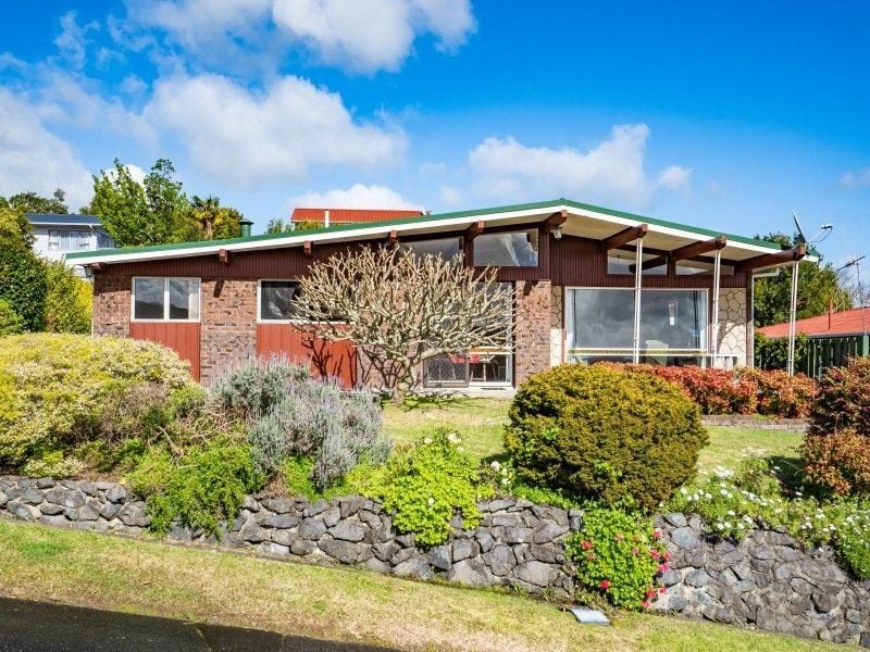 20 Mountain Road, Morningside, Whangarei - Carousel 1