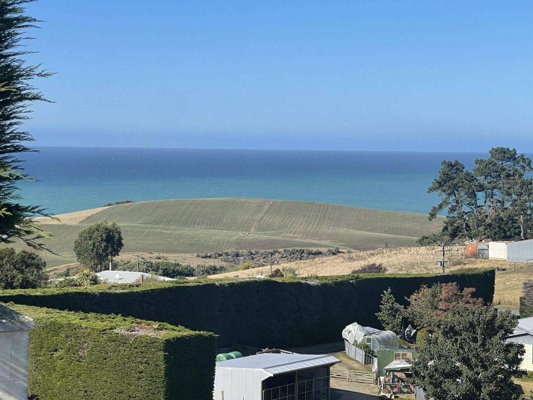 13 Brinkburn Street, South Hill, Oamaru - Carousel 25