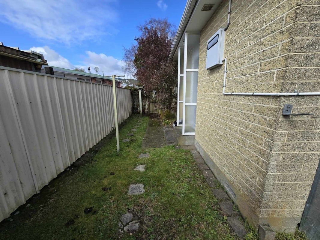 107b CLOUSTON PARK RD, CENTRAL, UPPER HUTT - Carousel 2