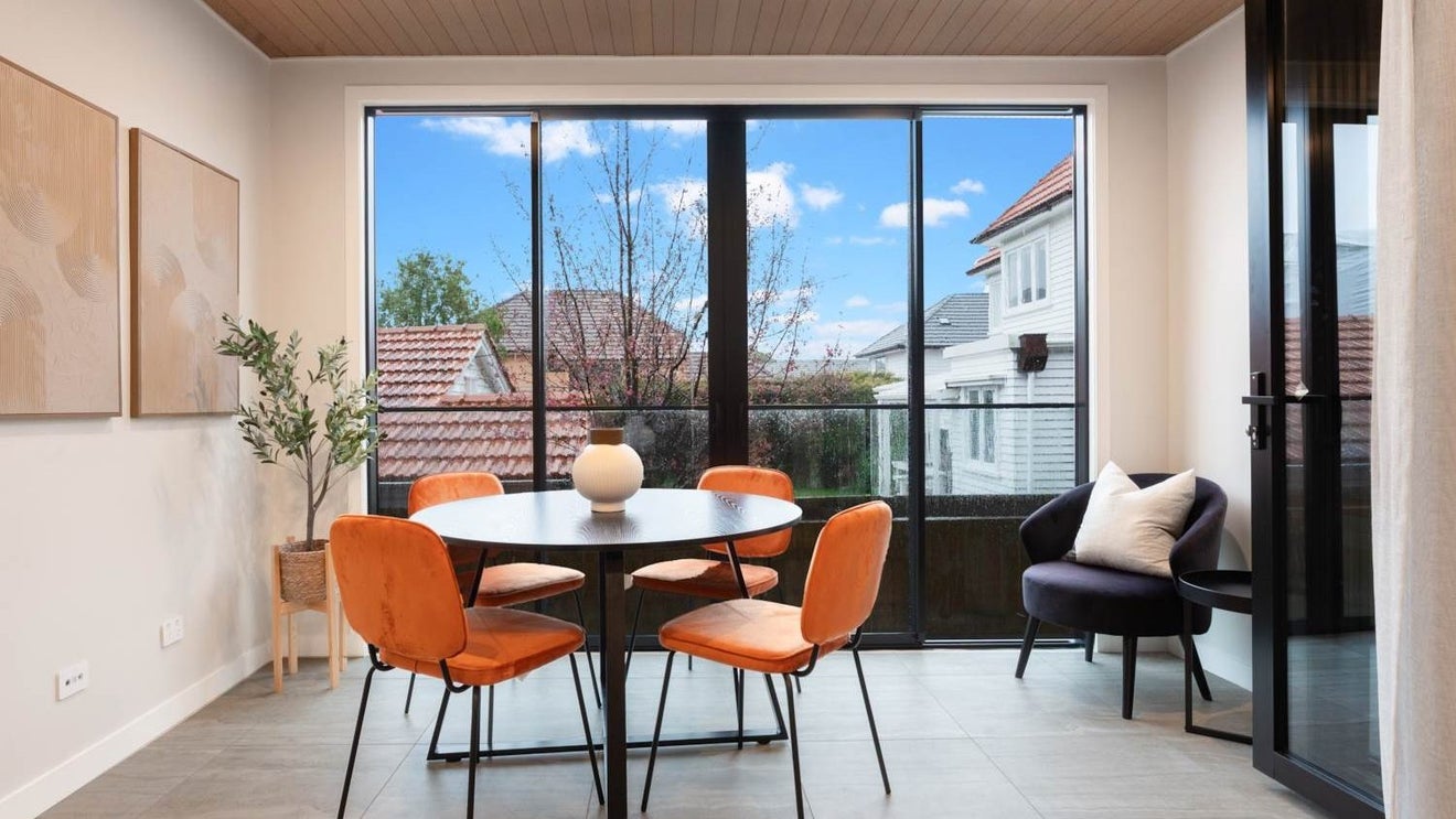 6/109 Kohimarama Road, Kohimarama, Auckland - Carousel 1
