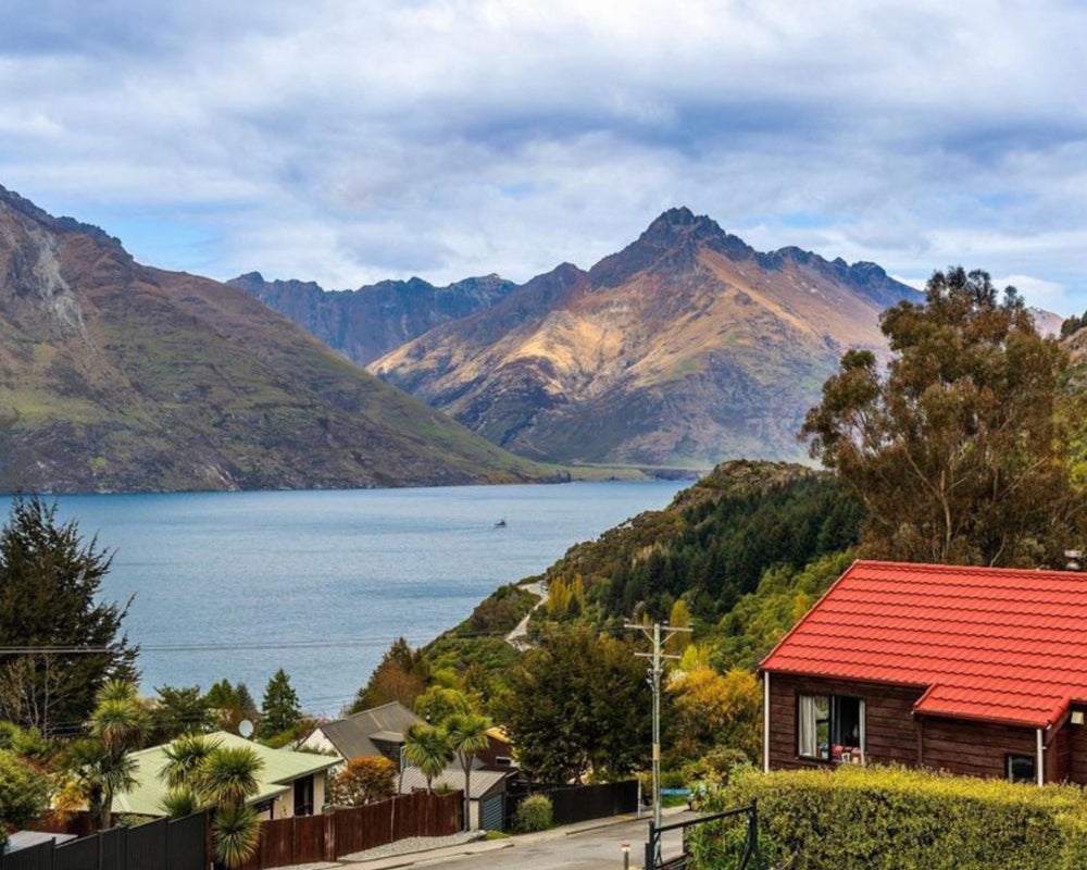 1 Arawata Terrace, Fernhill, Queenstown - Carousel 2