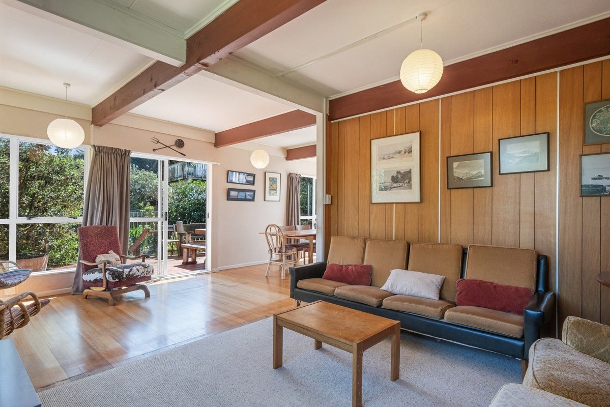 9 Duncan Street, Waikawa Beach, Levin - Carousel 2